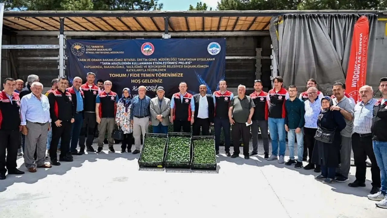 Kayseri'de çiftçiye dev destek! Binlerce domates ve biber fidesi teslim edildi
