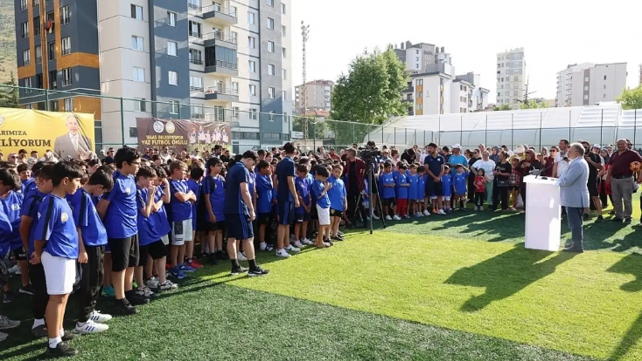 Talas'ta Yaz Spor Okullarına büyük ilgi! 450 çocuk sahaya indi