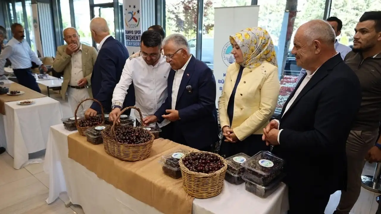 Kayseri Büyükşehir Meclisi'nde bu lezzet gündem oldu!