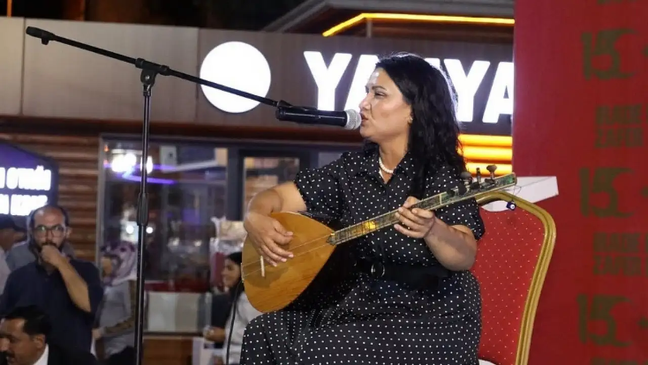 Yahyalı meydanı doldu taştı! 15 Temmuz'da birlik ve beraberlik mesajı