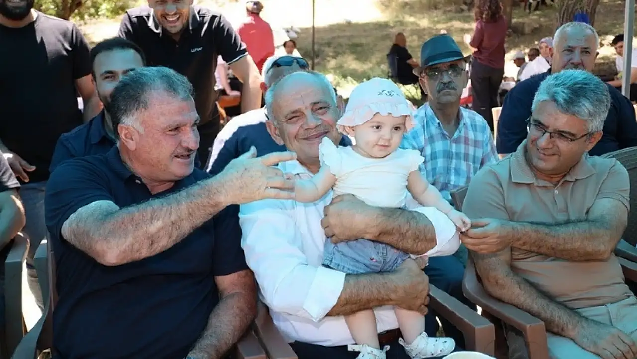 Kayseri'de yayla şenliği coşkusu! Çocuklar eğlendi, vatandaşlar akın etti