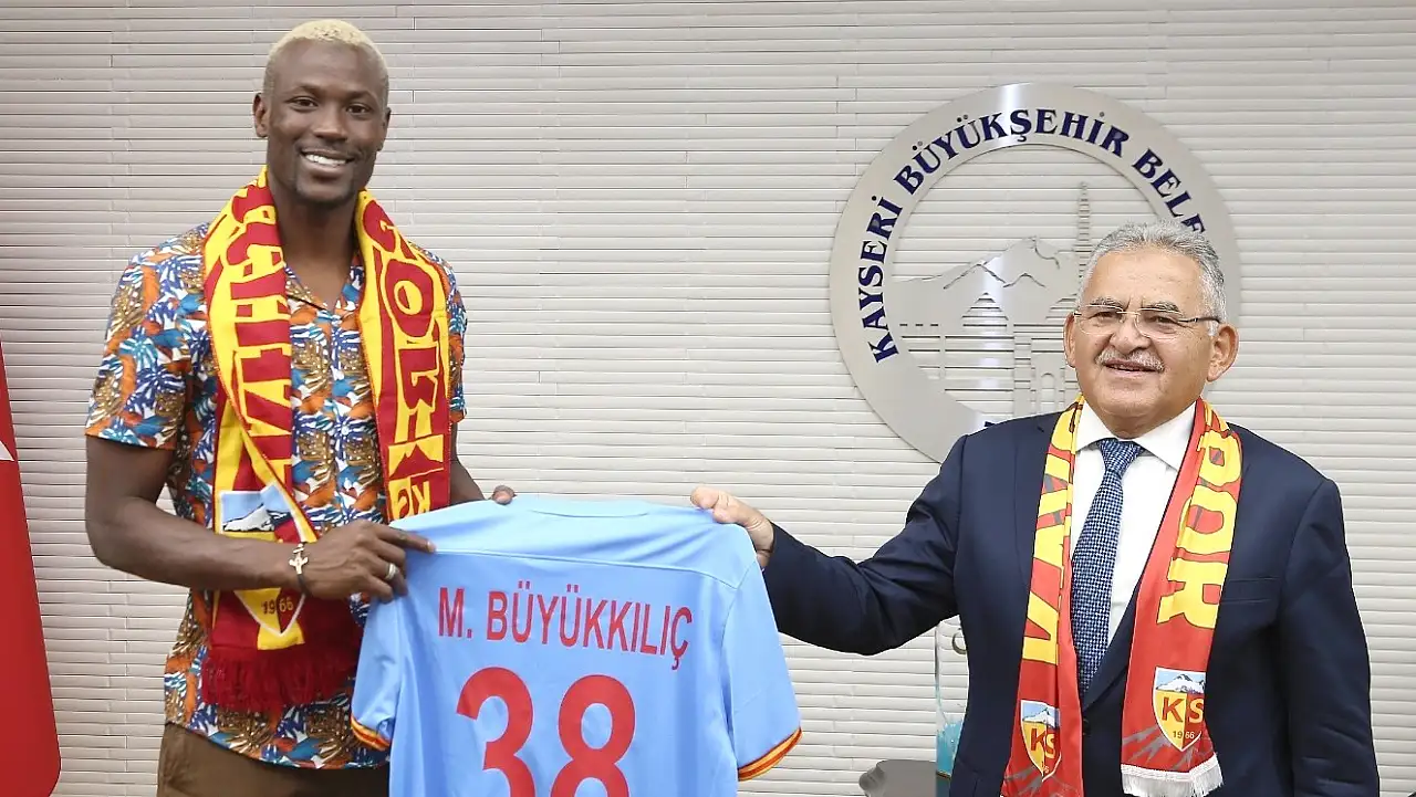 Kayserispor'da Ali Çamlı 'Para yok' demişti! Mame Thiam için yeni iddia