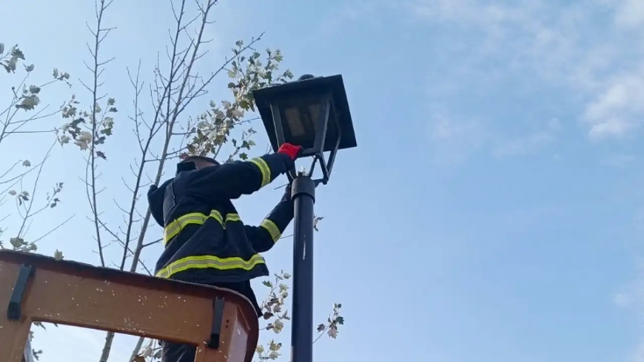 Kayseri'de kamu malına büyük zarar! Belediye tek tek yeniledi