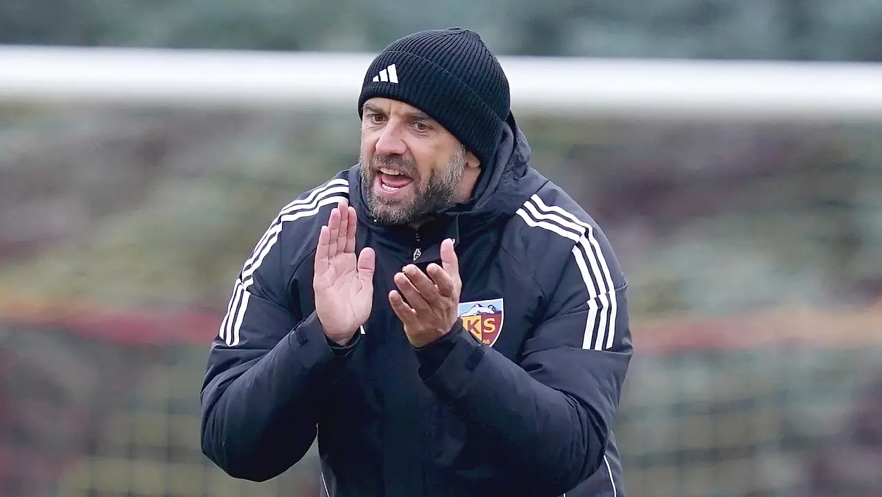 Kayserispor bombayı patlatıyor! Süper golcüyle anlaşma yakın mı?