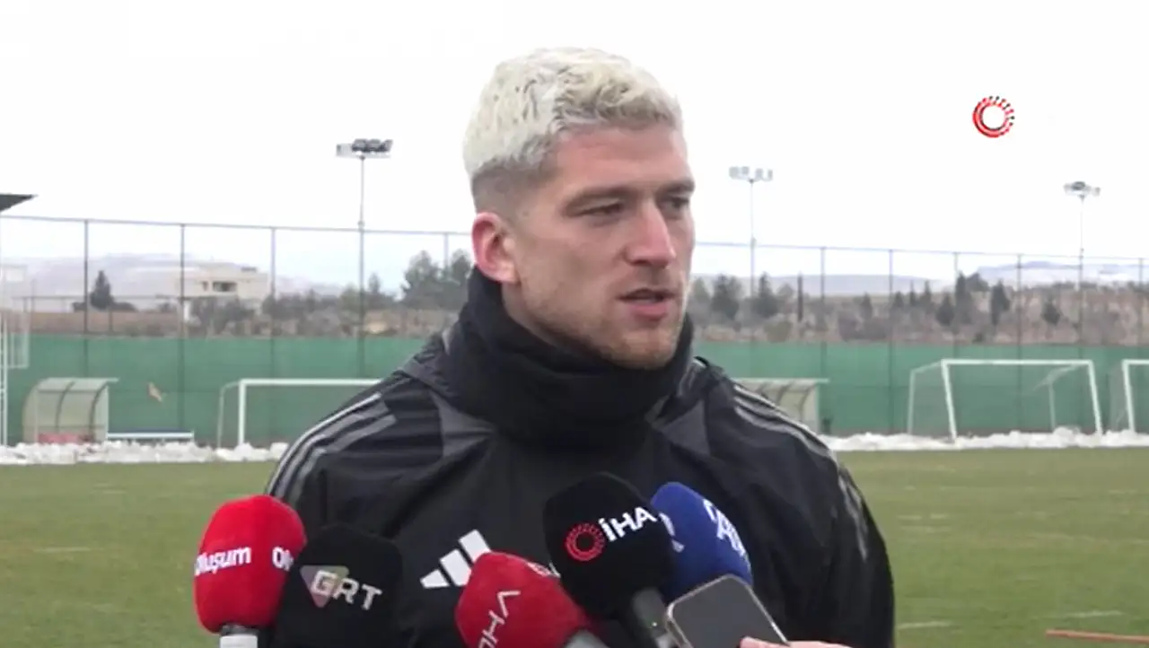 Kayserispor'da üçüncü imza da yolda! Transfer hamleleri peş peşe