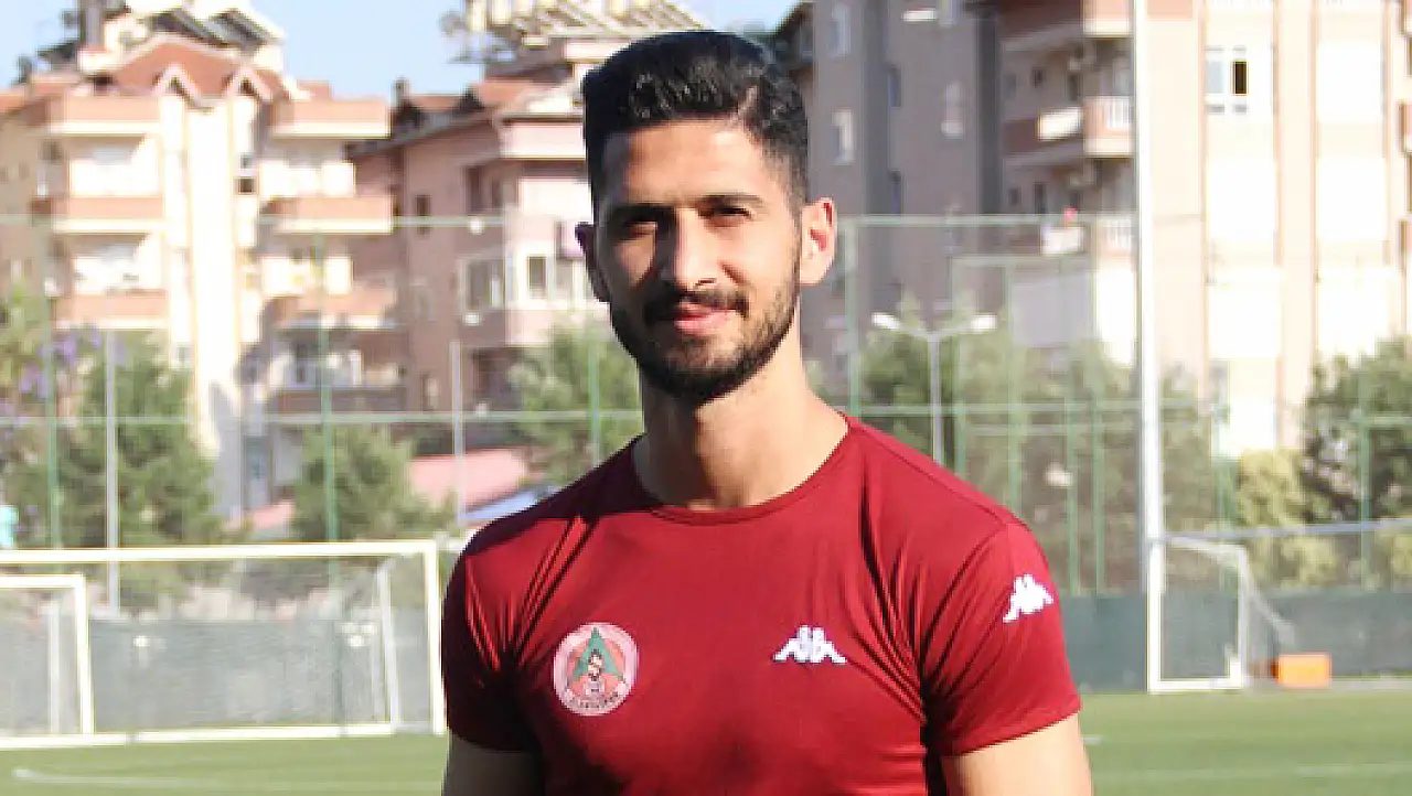 Kayserispor Emre Akbaba'yı beklerken yeni gelişme!