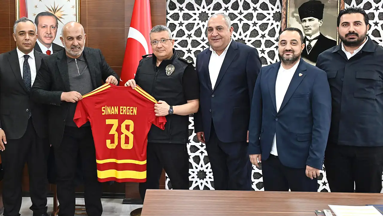 Ali Çamlı'dan Sinan Ergen'e ziyaret! Kayserispor'dan özel jest