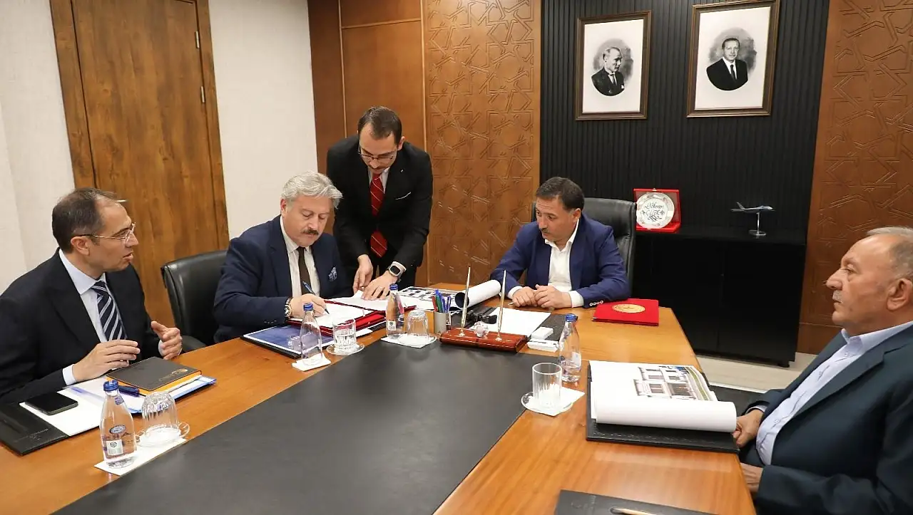 Melikgazi'ye 16. Aile Sağlığı Merkezi geliyor - İmzalar atıldı!