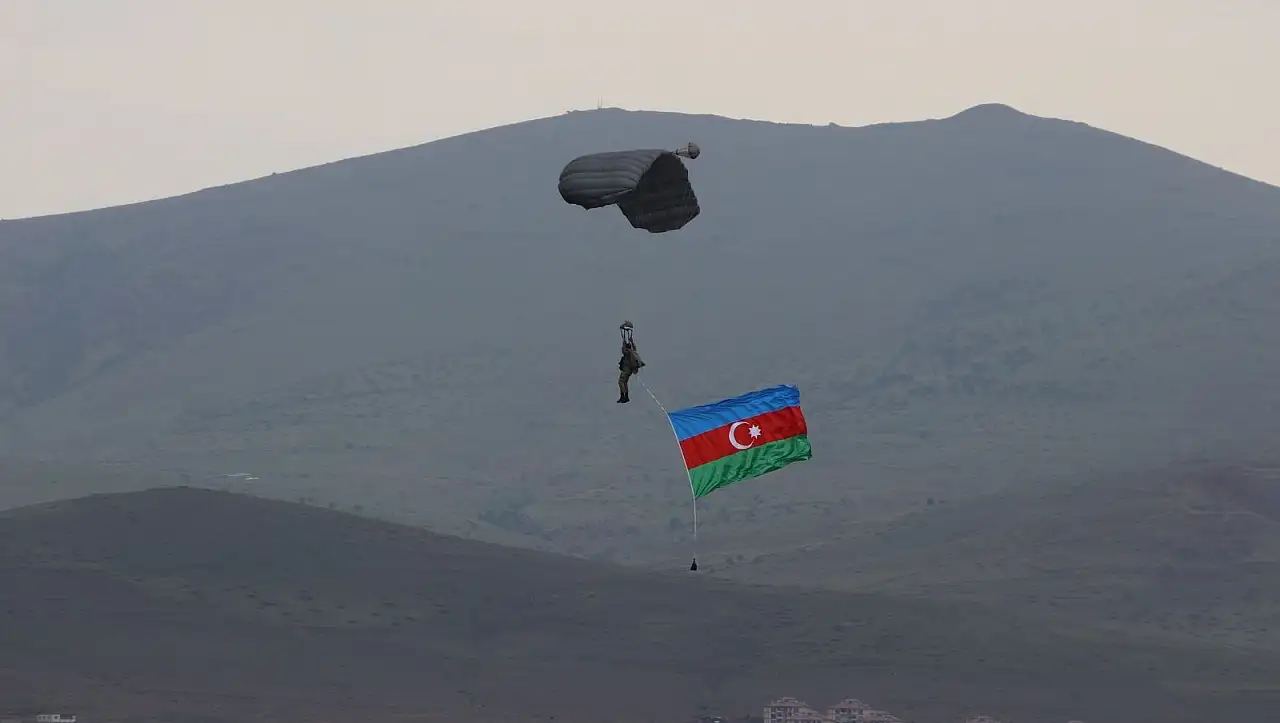 Erciyes-2025 Tatbikatı devam ediyor - Seçkin gözlemci gününde hünerler sergilendi!