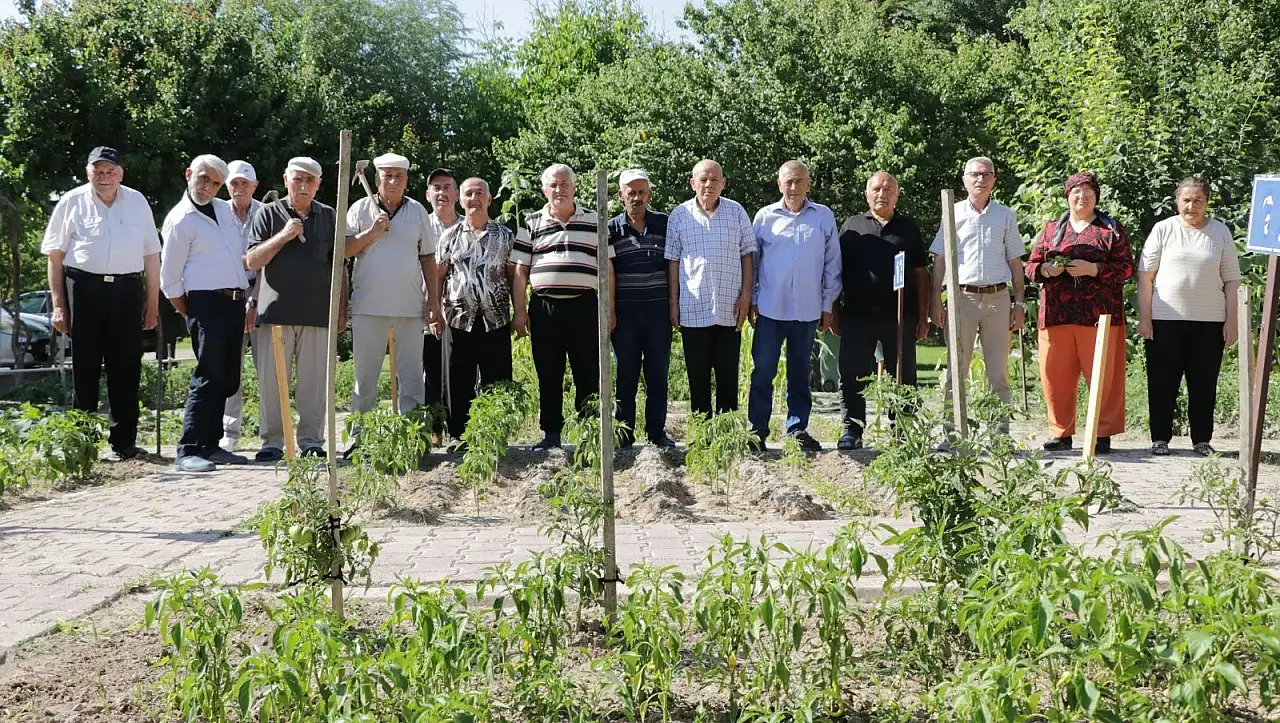Kayseri Huzurevi sakinleri morali böyle buluyor!