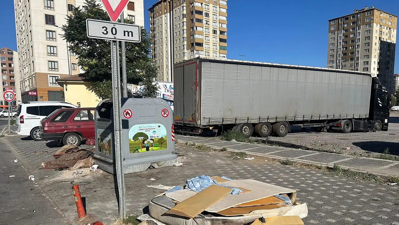 Kayseri'de her gün aynı manzara – Belediyeden değil bakın kimden şikayetçiler!