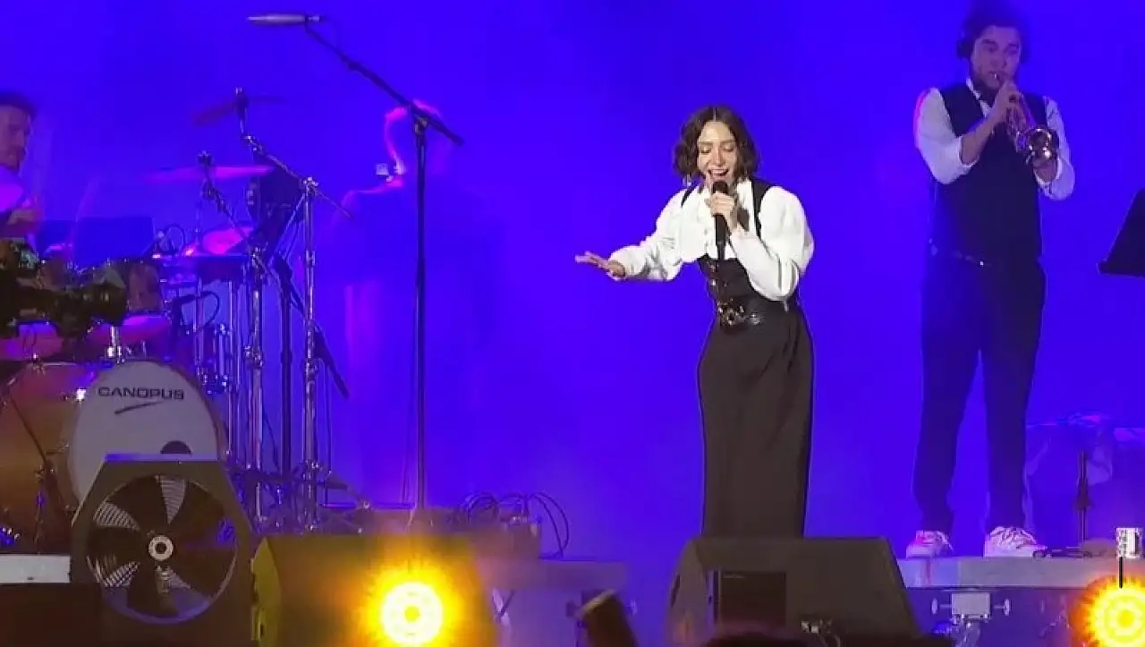 Kayseri'de Zeynep Bastık rüzgarı! Ünlü şarkıcının konseri ne zaman?