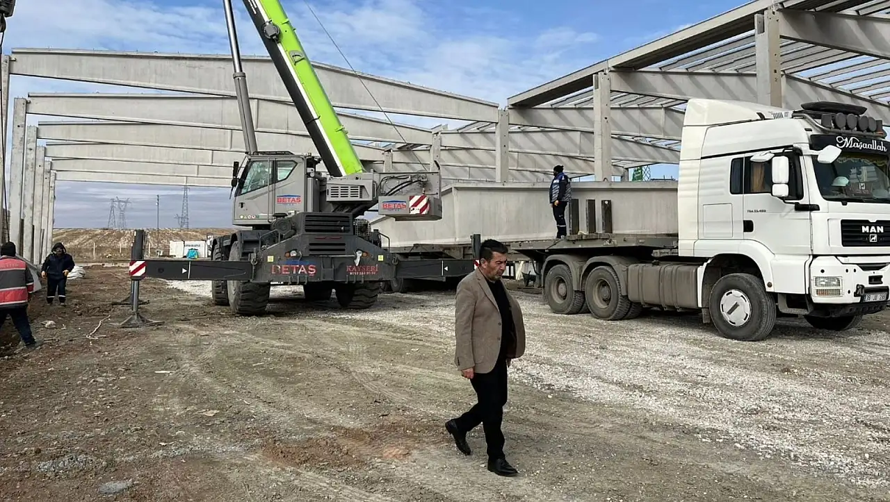 Kayseri'deki fabrika kuruluyor: Başkandan yerinde inceleme!