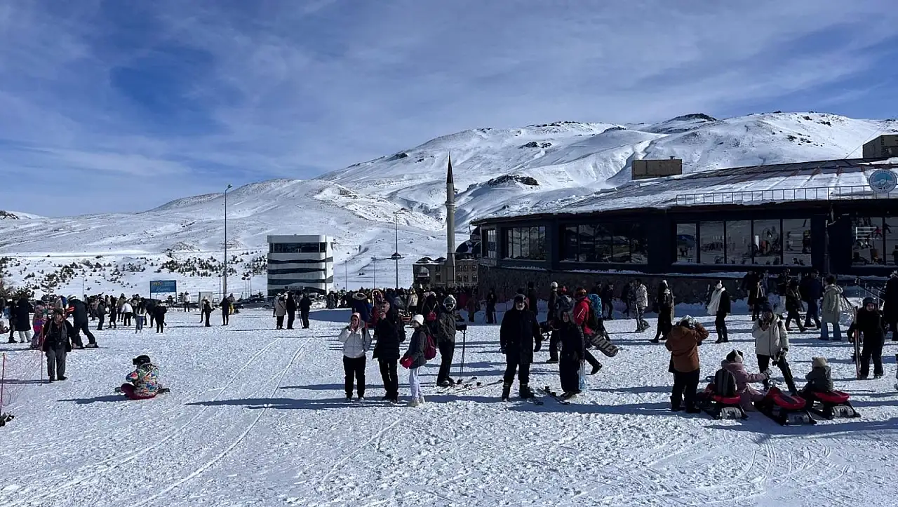 Erciyes'e 'otel' resti: O yere el koyuldu!