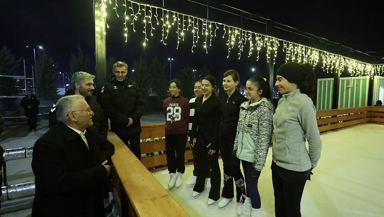 Millet Bahçesi'nde yeni etkinlik alanı – Büyükkılıç'ın paylaşımı ilgi gördü!