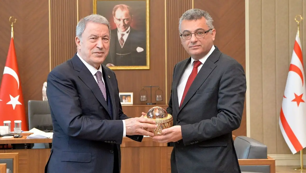 KKTC Cumhurbaşkanı Erhürman Hulusi Akar'ı ağırladı