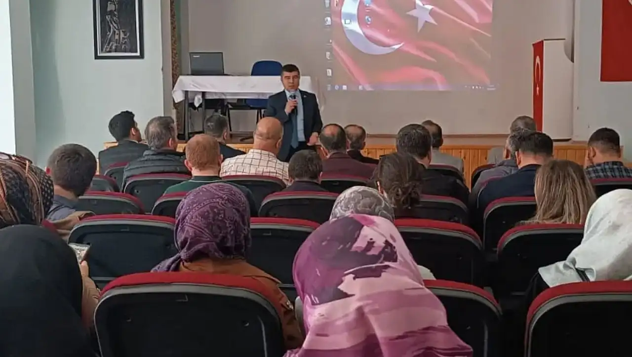 Sarıoğlan'da eğitim ve din görevlileri aynı amaç için bir araya geldi