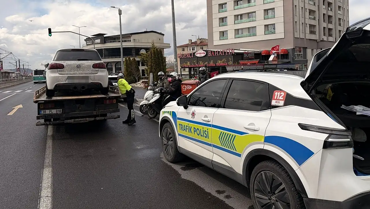 Kayseri'de mürekkep balığı egzozlu araç sürücüsüne ceza