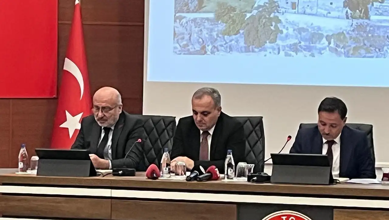 Rektörün Kayseri'de yıllar önce sorduğu soru bugün yanıt buldu!