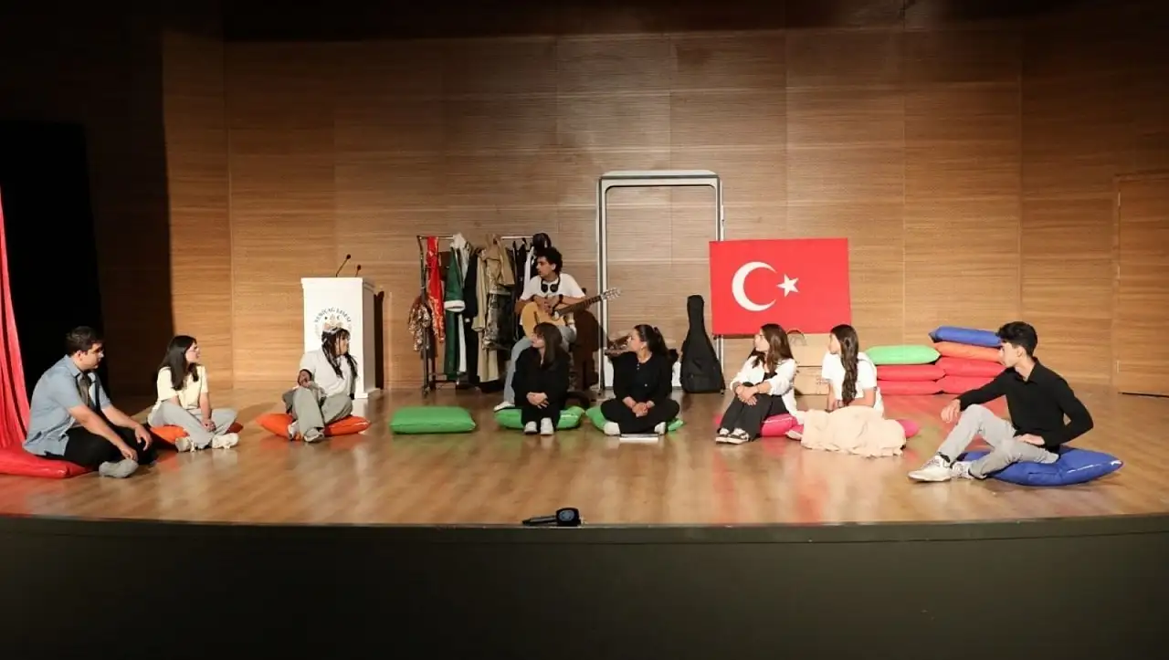 Kayseri'de 'Perde Arkası' aralanıyor – Belediye'den ücretsiz etkinlik!