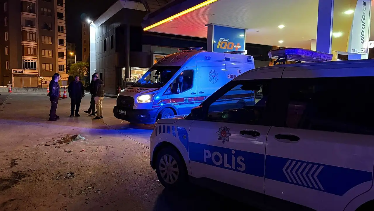 Kayseri'de 'çakmak isteme' meselesinden kavga çıktı - Ölü ve yaralılar var!
