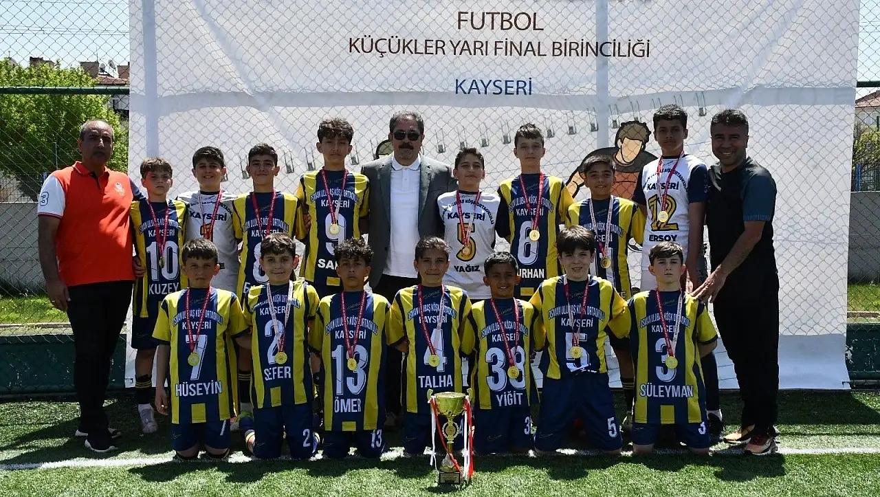 Kayseri Osman Ulubaş Köşk Ortaokulu Türkiye finallerine adını yazdırdı!