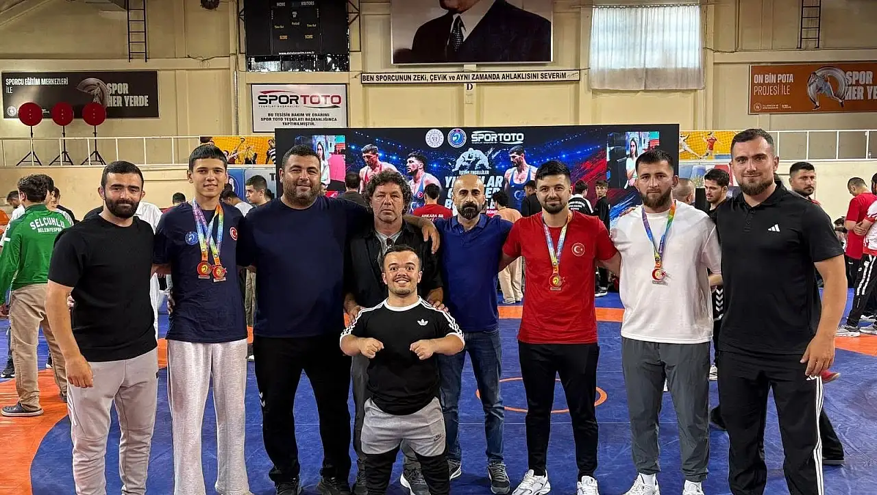 İşitme Engelliler Güreş Türkiye Şampiyonaları'nda Kayserili sporcular derece yaptı!