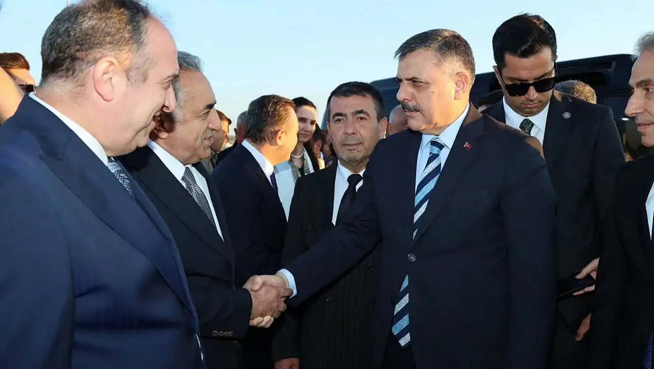 Kayserili belediyenin yapımını üstlendiği Türkiye'nin en büyük Cemevi açıldı!