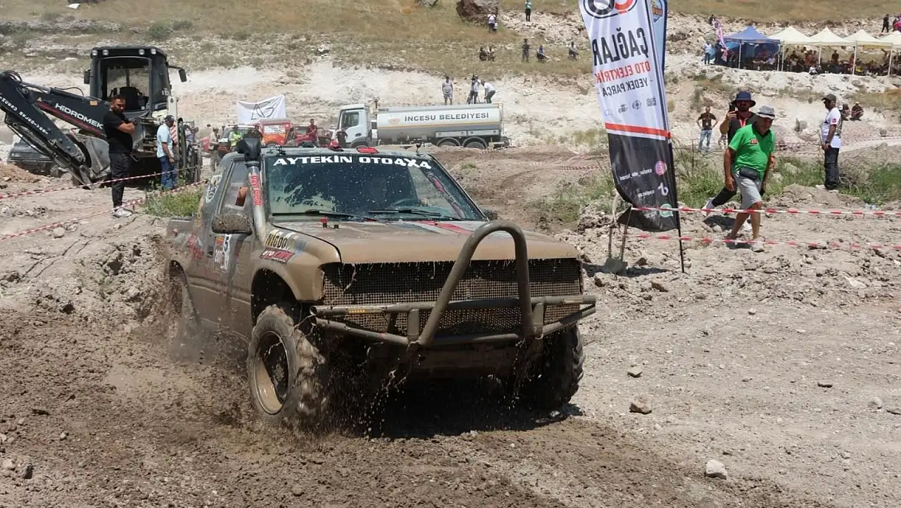 İncesu'da Off-Road coşkusu: 32 ilden 57 takım kıyasıya yarıştı