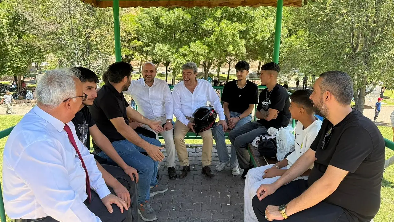 Vatandaş anlattı, Ataş not aldı! Melikgazi'de çözüm buluşması