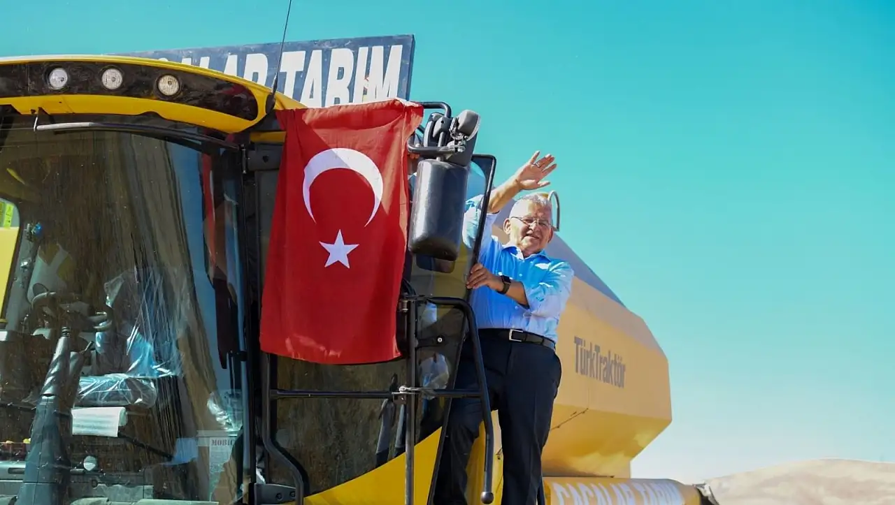 Büyükşehir'in tohum desteği tarlada karşılık buldu
