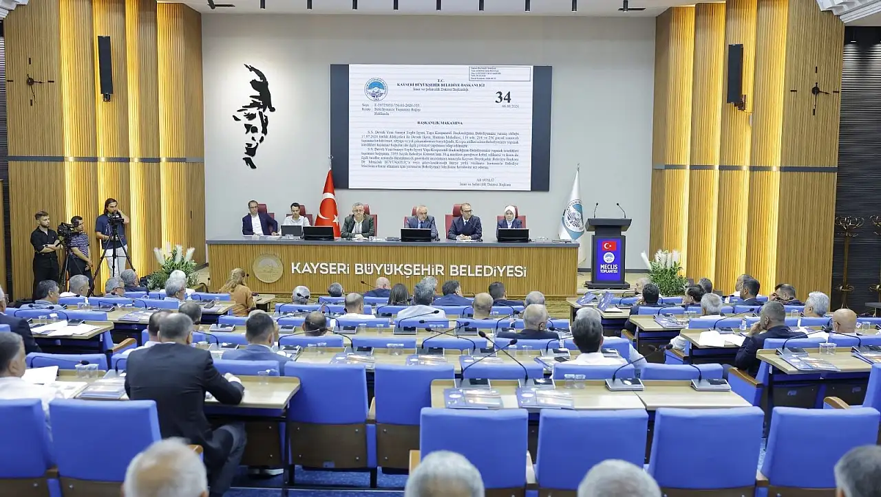 Büyükşehir Meclisi'nde 76 gündem maddesi karara bağlandı