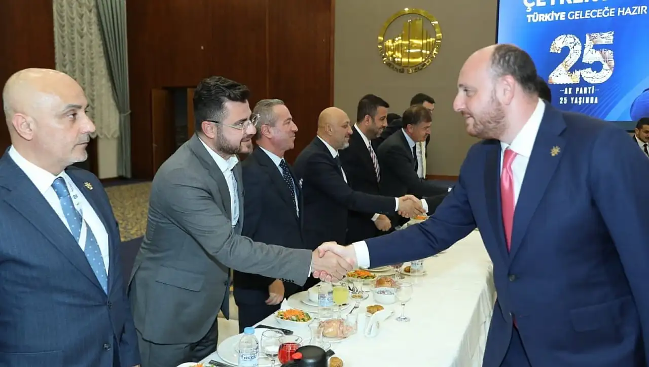 AK Parti'de Malazgirt Zaferi hazırlığı: İstişare toplantısı gerçekleştirildi!