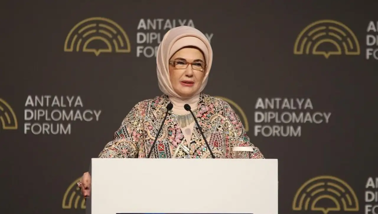 Kayserili ünlü ismin hayatı dizi olmuştu: Emine Erdoğan'dan anma mesajı!