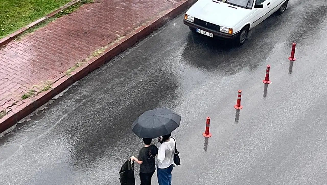 Kayseri'de sağanak yağış etkili oldu!