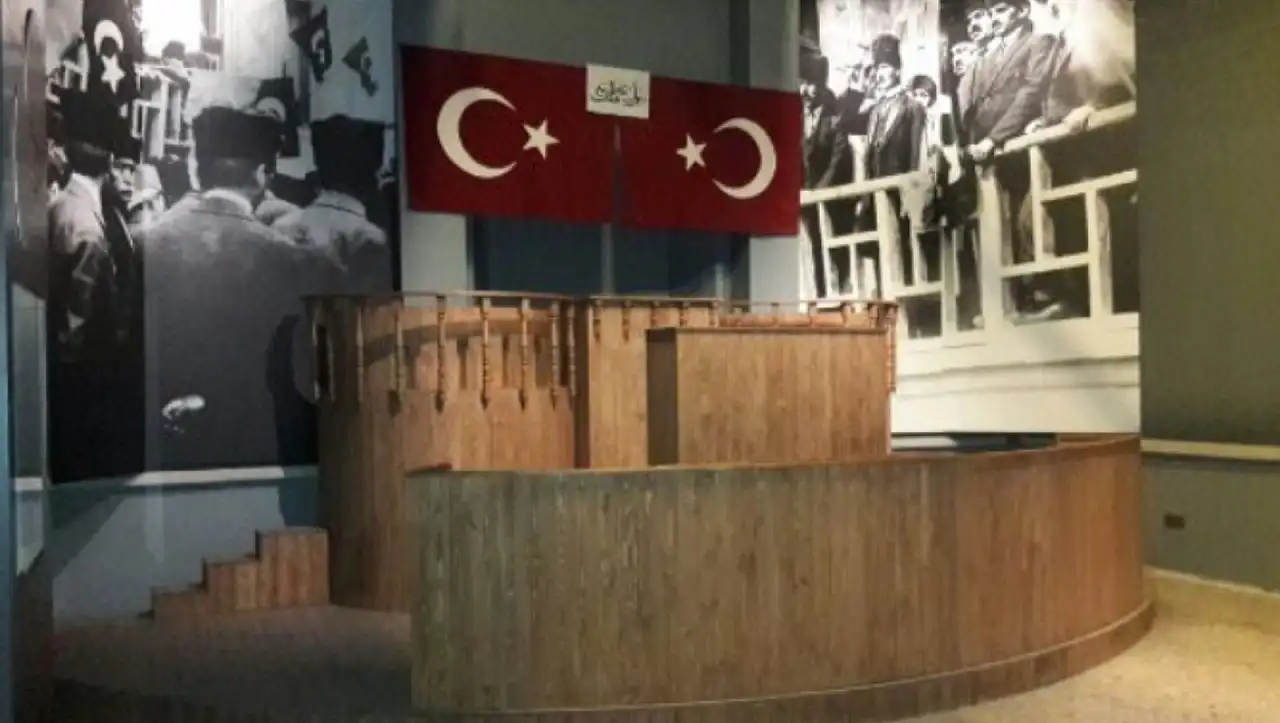 Bir okuldan fazlası: Kayseri Lisesi 133 yıldır tarihe tanıklık ediyor!
