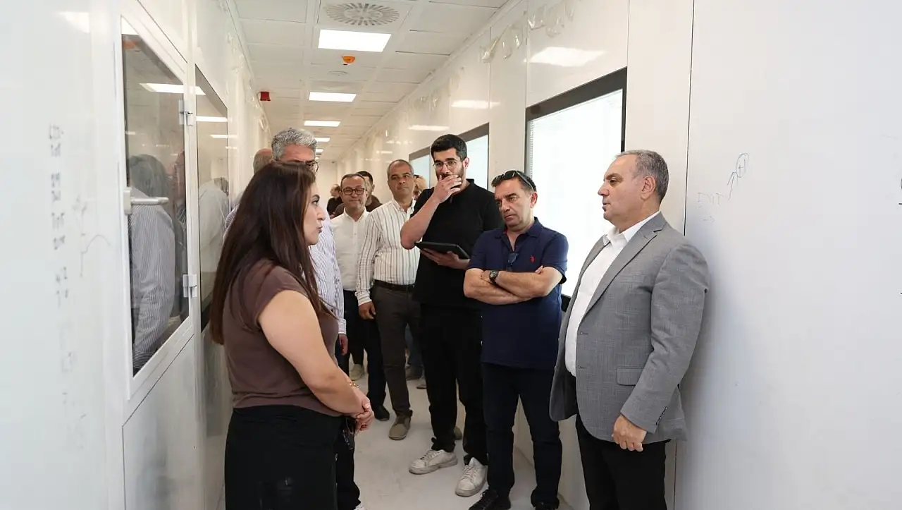 Türkiye'de bir ilk Kayseri'de hayata geçiyor: ERÜ'den aşıda dev hamle!