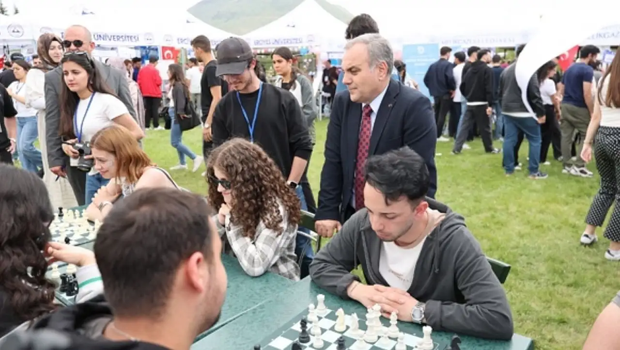 ERÜ'de herkese aynı mesaj gitti: Gözler o tarihe çevrildi!