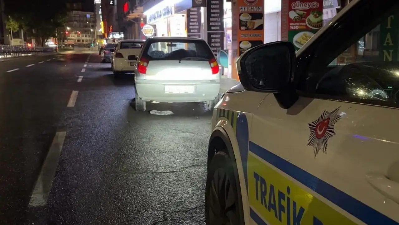 Kayseri'de 2.14 promil alkollü sürücüye 27 bin TL ceza!