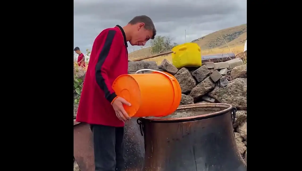 Kayseri'de öğrenciler geleneksel lezzetin serüvenine tanıklık etti!
