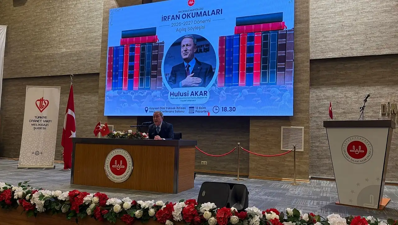 Hulusi Akar'dan meydan okuyan sözler: Zihinlerdeki prangalara savaş açtı!
