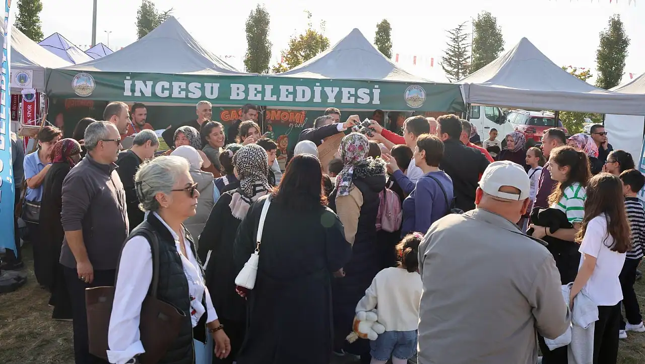 Gastronomi Günleri'nde herkes 1 tonluk çorba dağıtımını konuştu: 500 kilogramlık ikram ise dikkat çekti!