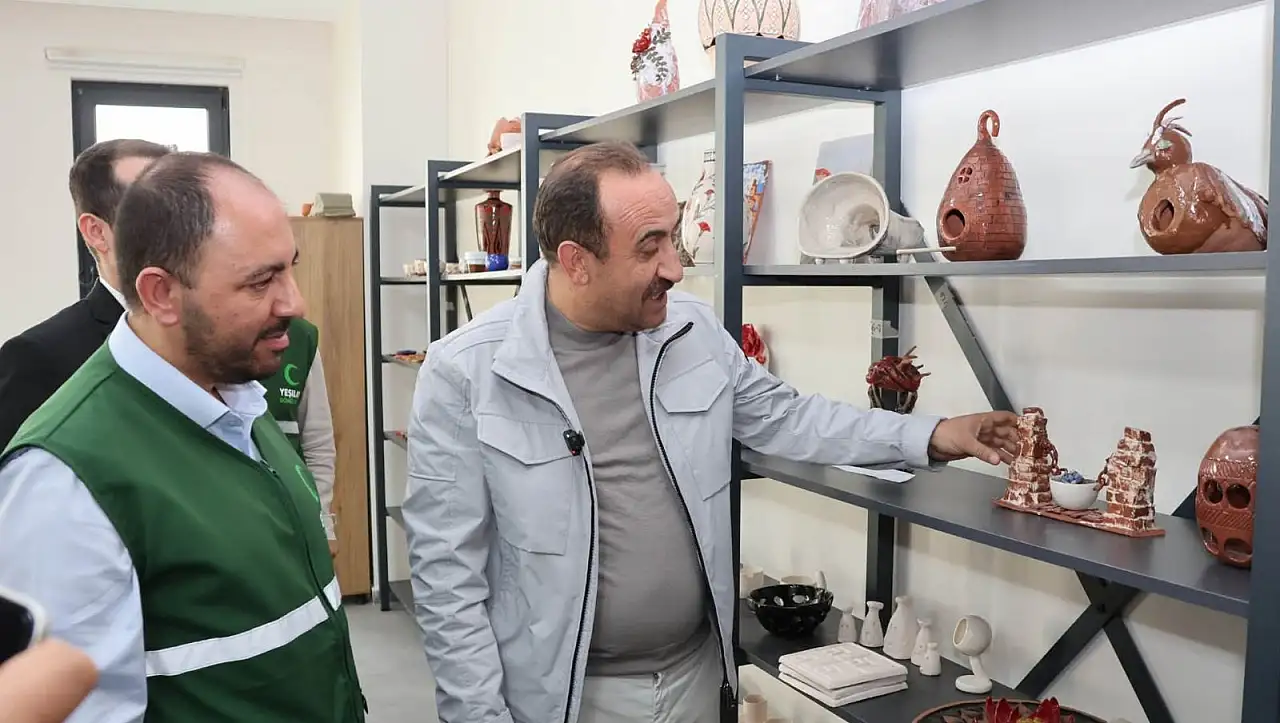 İncesu Belediyesi, Kayseri'nin model merkezine alınan hediyeleri teslim etti!