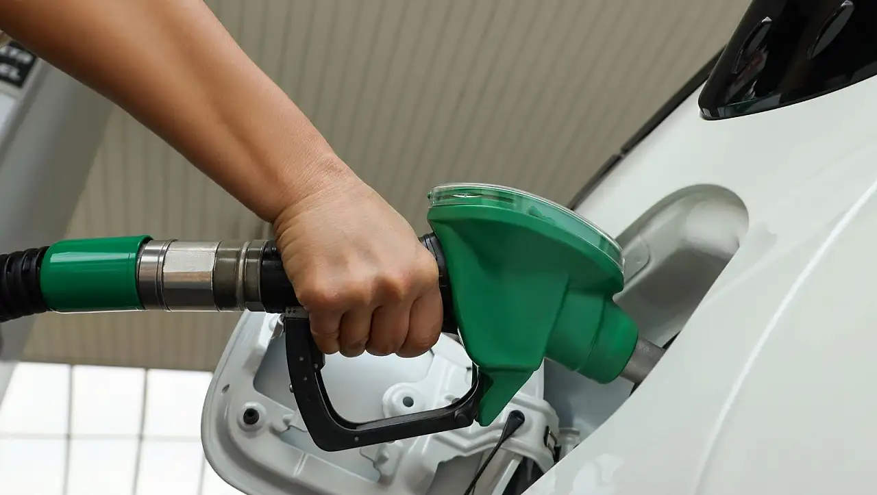Zamların ardından güzel haber: Motorin ucuzluyor!