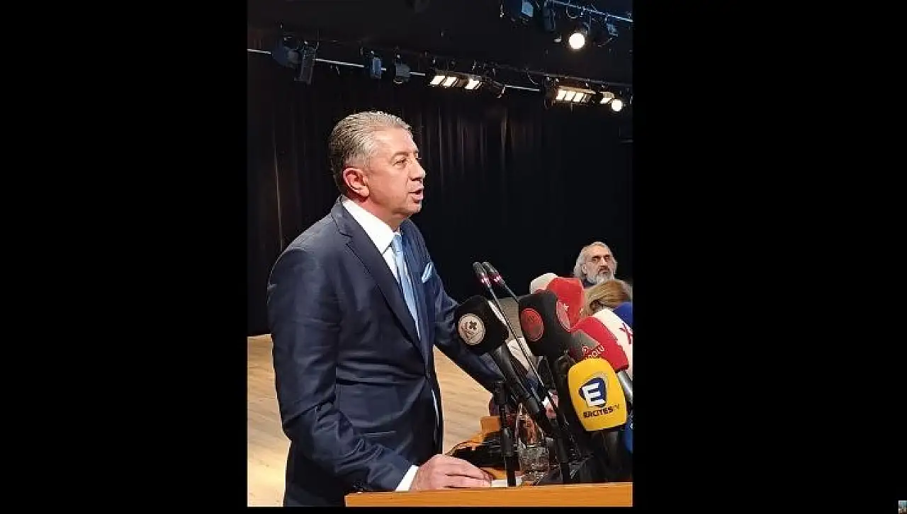 Mobilyacılar Odasında Başkan Sarıkaya yeniden seçilerek güven tazeledi