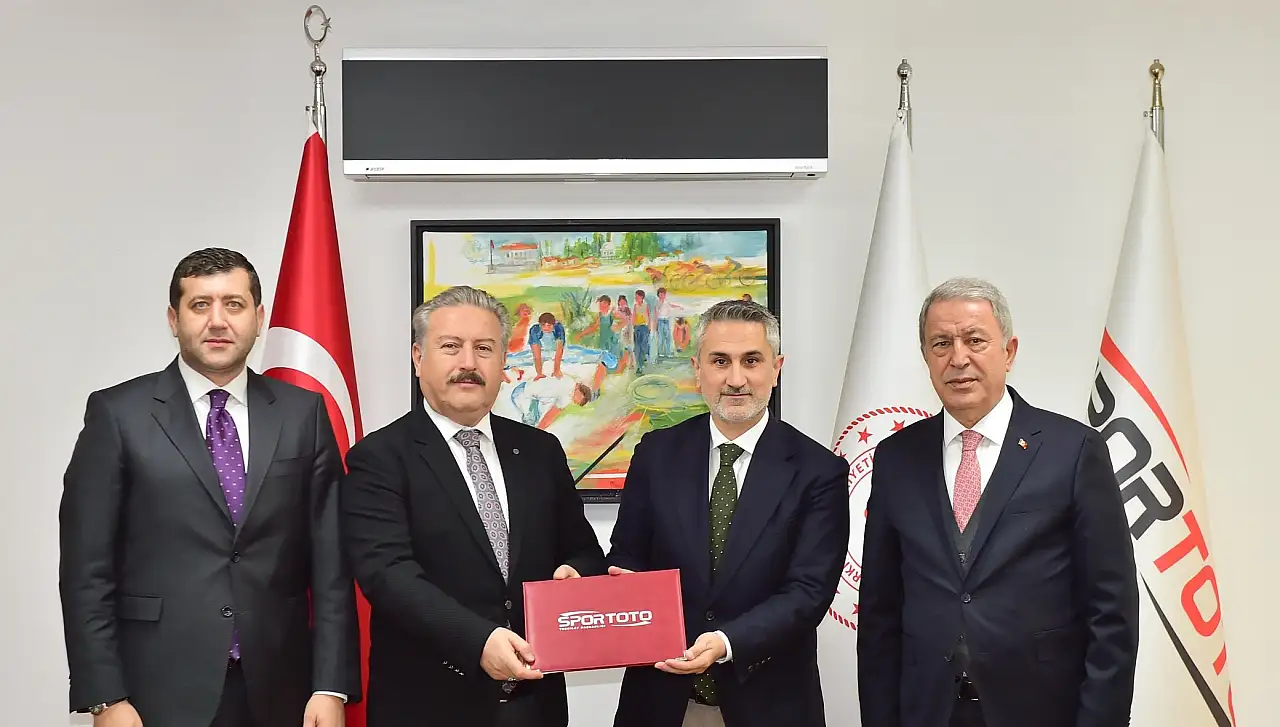 Hulusi Paşa ağırlığını koydu! Cumhur İttifakı'ndan Kayseri gençliğine dev destek!