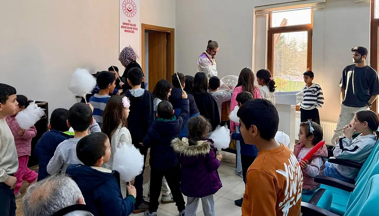 MHP Melikgazi ilçe teşkilatının Pazar mesaisi