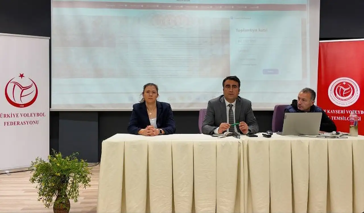 Kayseri'de voleybolun nabzı bu seminerde tutuldu!