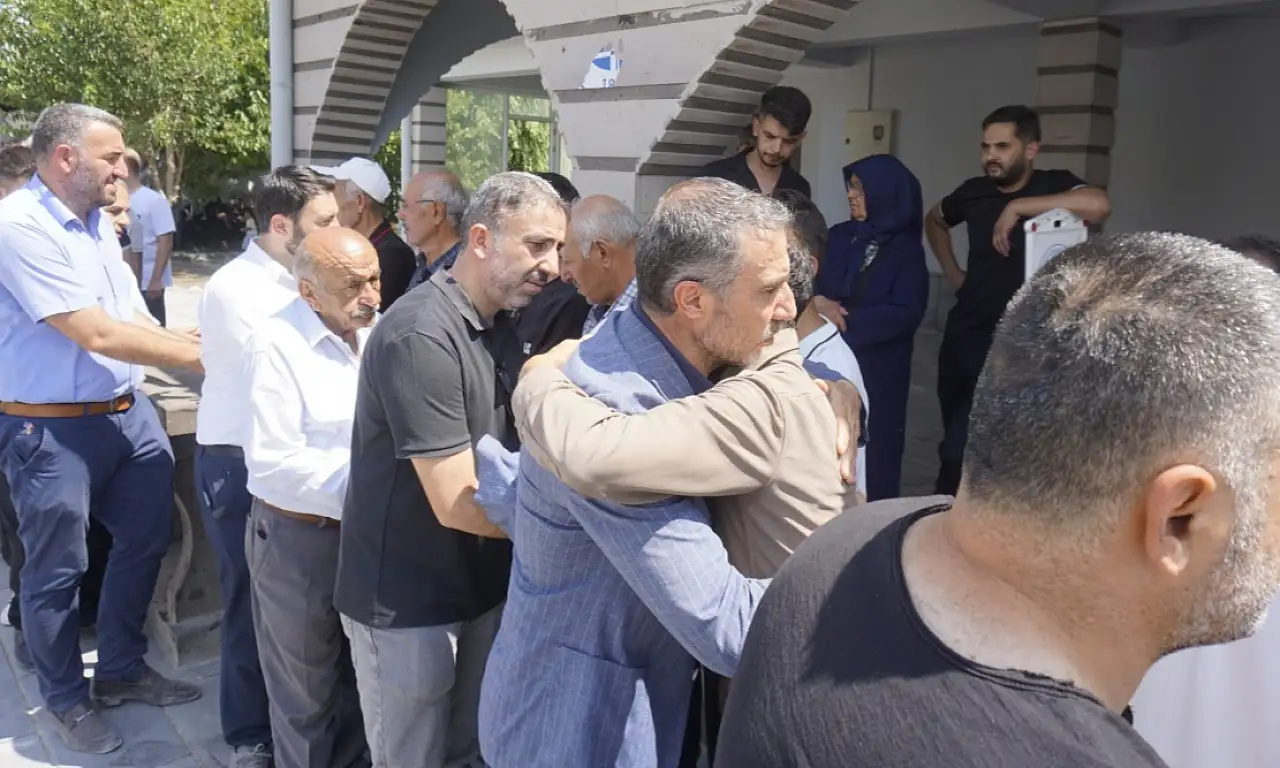 Boğularak hayatını kaybeden Uğur Kaan Kayseri'de toprağa verildi!