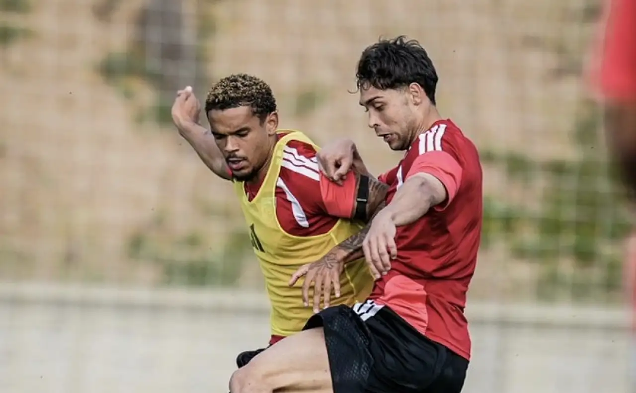 Kayserispor'da taşlar yerinden oynuyor! Bir isim daha ayrıldı